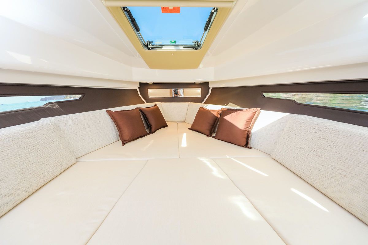 Cabin on Mačka Monika, a Flipper 900 ST motorboat at Pirovac, Croatia