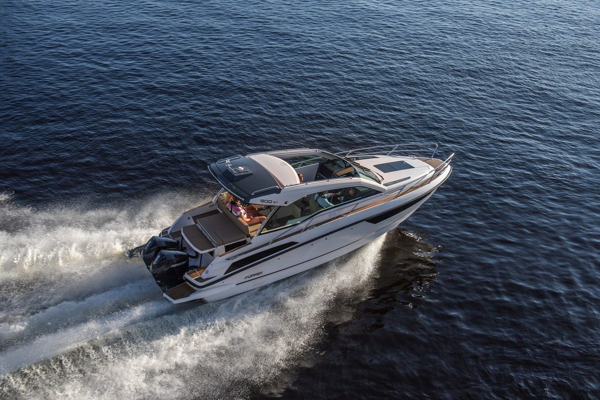 Exterior view of Mačka Monika, a Flipper 900 ST motorboat at Pirovac, Croatia