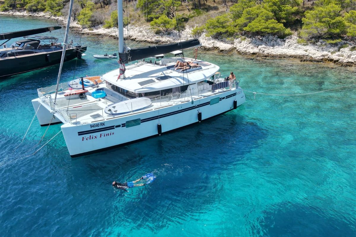 Exterior view of Felix Finis, a Lagoon 450 Sport catamaran at Azam Marina, Tanzania