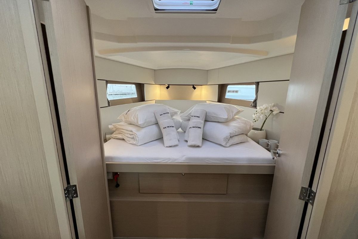 Cabin on Jana, a Beneteau Oceanis 38.1 sailboat at Grad Pula, Croatia