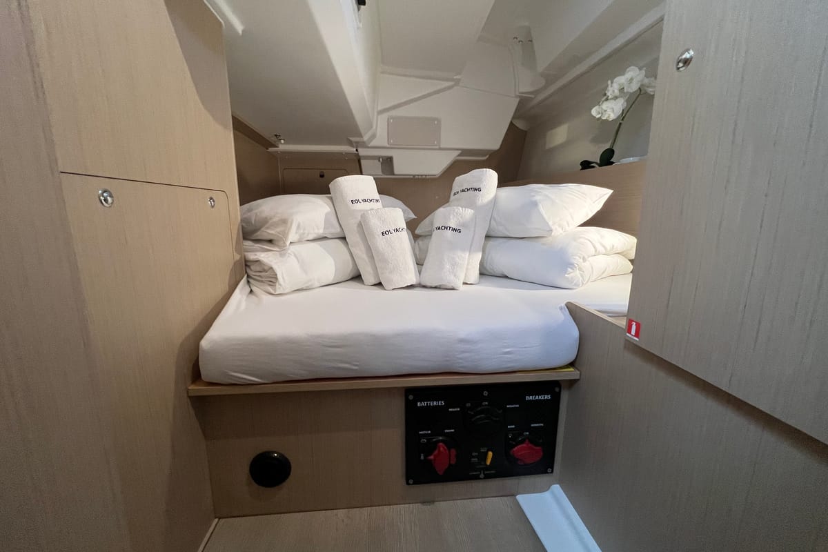 Cabin on Jana, a Beneteau Oceanis 38.1 sailboat at Grad Pula, Croatia