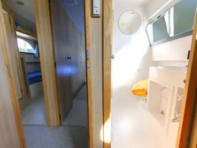 Head on Calypso - Comfort 31, a Cygnet Calypso motorboat at Hessel, United States