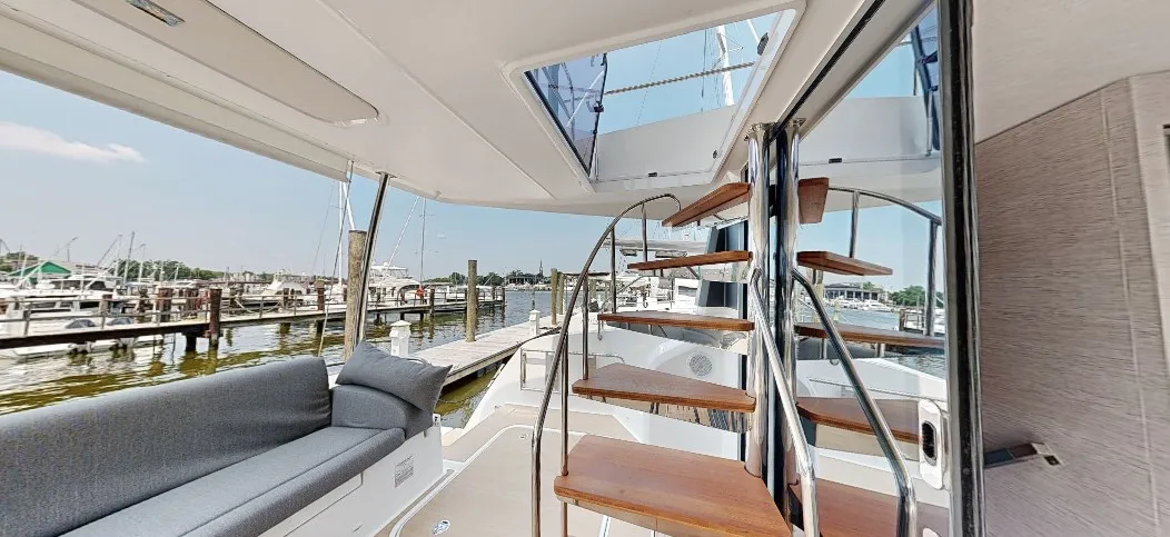 Deck of La Dolce Vita, a Fountaine Pajot MY6 catamaran at Chesapeake, United States