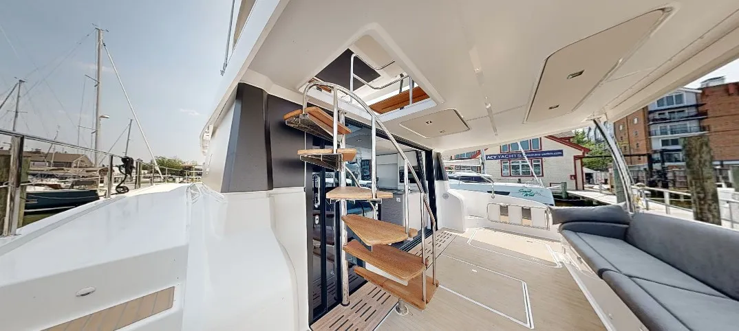 Deck of La Dolce Vita, a Fountaine Pajot MY6 catamaran at Chesapeake, United States