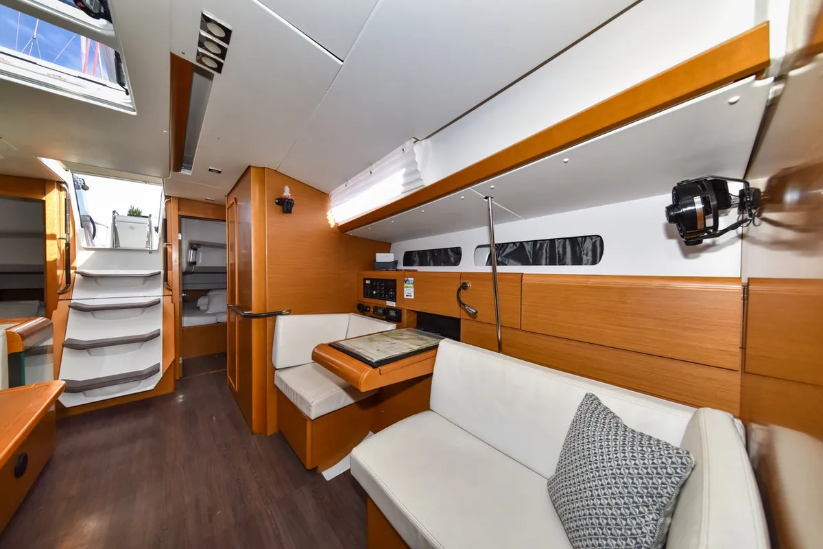 Salon of Pižulot, a Jeanneau Sun Odyssey 449 sailboat at Općina Sukošan, Croatia