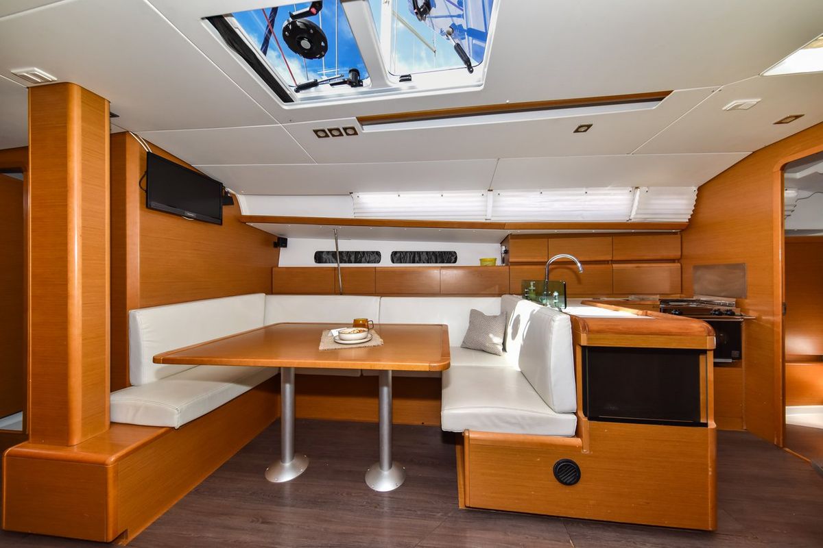 Salon of Pižulot, a Jeanneau Sun Odyssey 449 sailboat at Općina Sukošan, Croatia