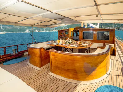 Salon of Kaptan Sevket, a Custom Made Kaptan Sevket yacht at Tivat, Montenegro