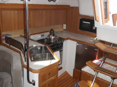 Galley of Vag Alame, a Catalina Yachts Catalina 375 sailboat at Baan Salak Phet, Thailand