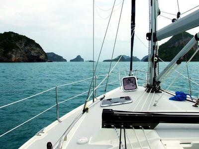 Deck of Vag Alame, a Catalina Yachts Catalina 375 sailboat at Baan Salak Phet, Thailand