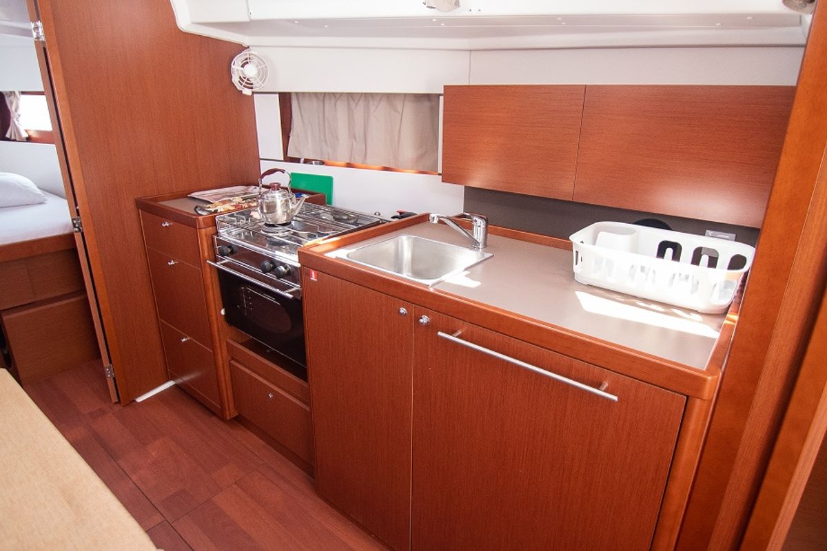Galley of Marisa Sails 2025, a Beneteau Oceanis 38.1 sailboat at Municipal Unit of Lefkada, Greece