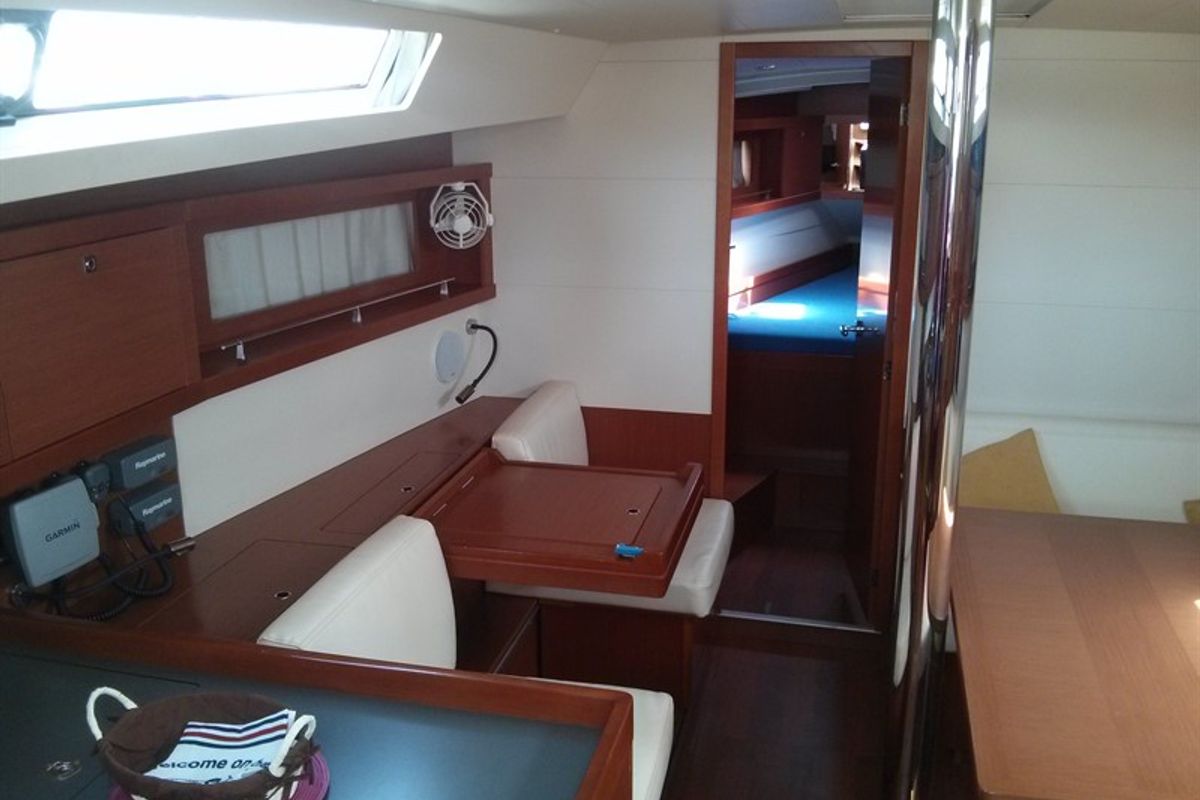 Salon of Warrior, a Beneteau Oceanis 41 sailboat at Kontokali, Greece