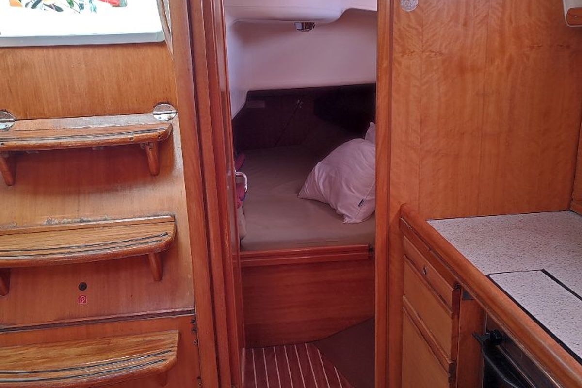 Cabin on Big Blue Horizon, a Bavaria 37 Cruiser sailboat at Gouvia, Greece