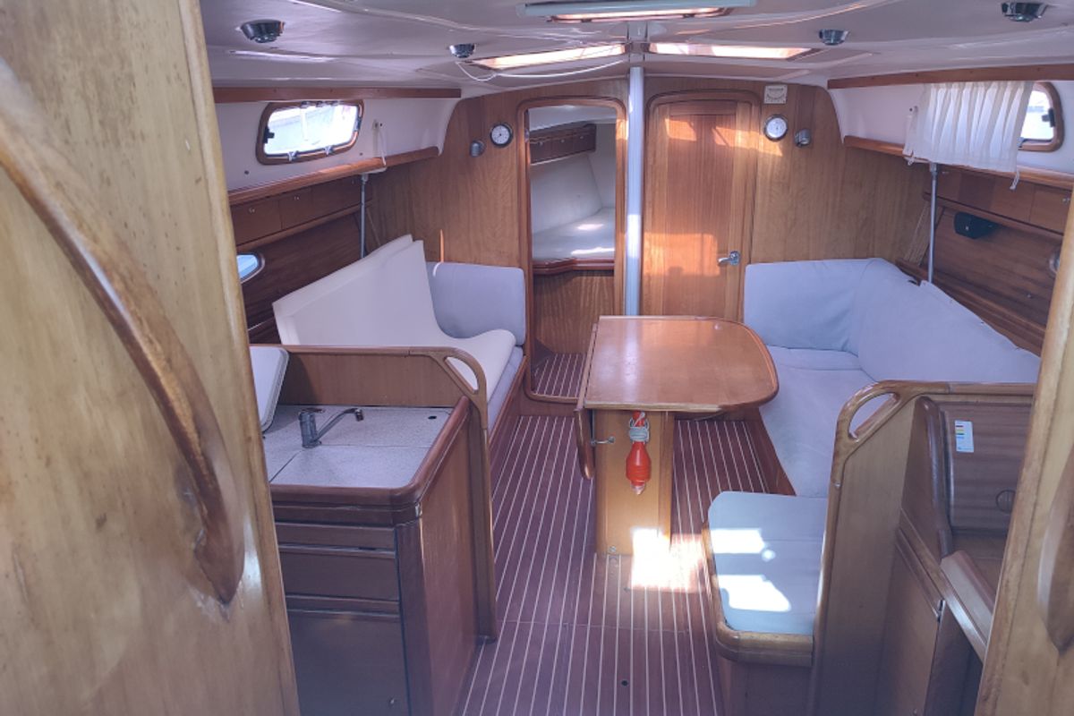 Salon of Big Blue Horizon, a Bavaria 37 Cruiser sailboat at Gouvia, Greece