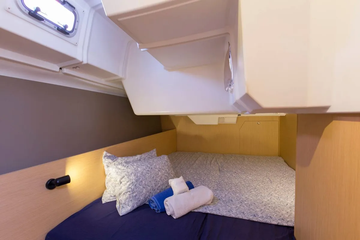 Cabin on VITA, a Beneteau Oceanis 38.1 sailboat at Barcelona, Spain