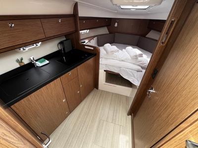 Cabin on Denver, a Bavaria S29+ motorboat at Grad Biograd na Moru, Croatia