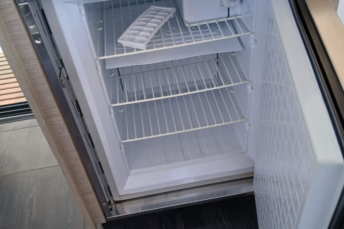 Galley of Kon-tiki, a Fountaine Pajot Elba 45 catamaran at Lavreotiki Municipal Unit, Greece