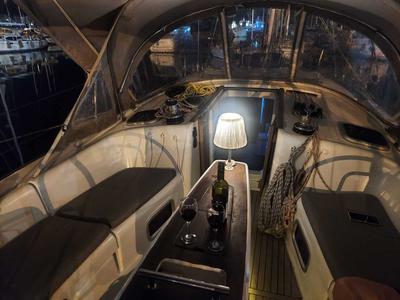 Deck of Onar, a Beneteau Oceanis 43 sailboat at Marina Delta Kallithea, Greece