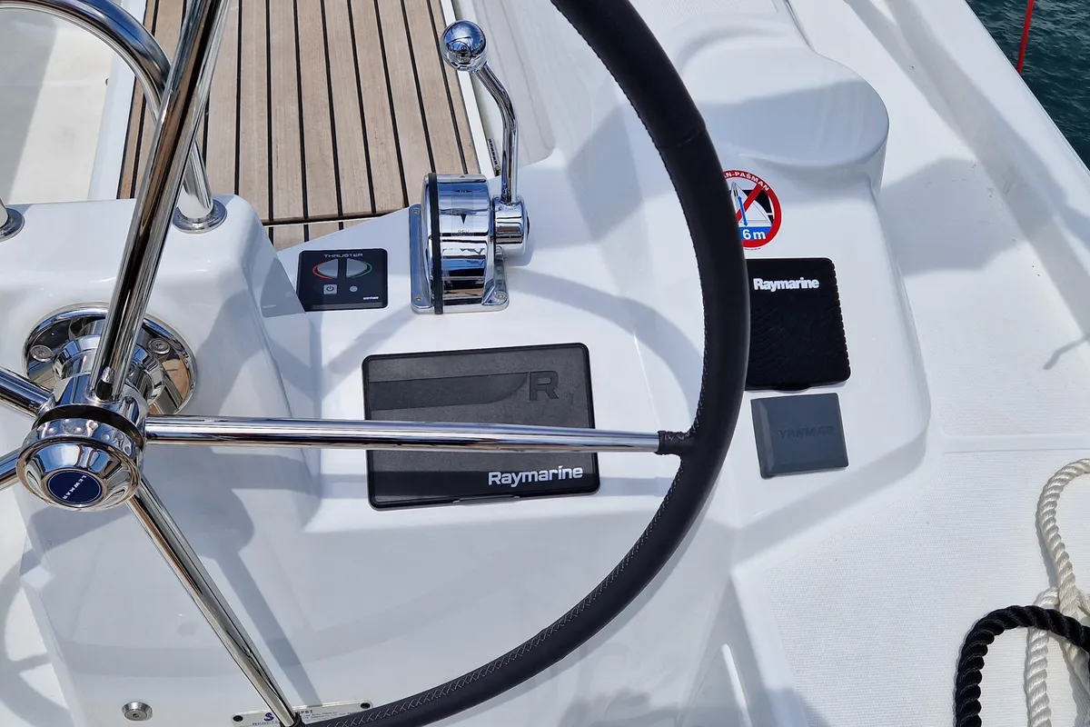 Cockpit of Sali, a Beneteau Oceanis 40.1 sailboat at Općina Medulin, Croatia