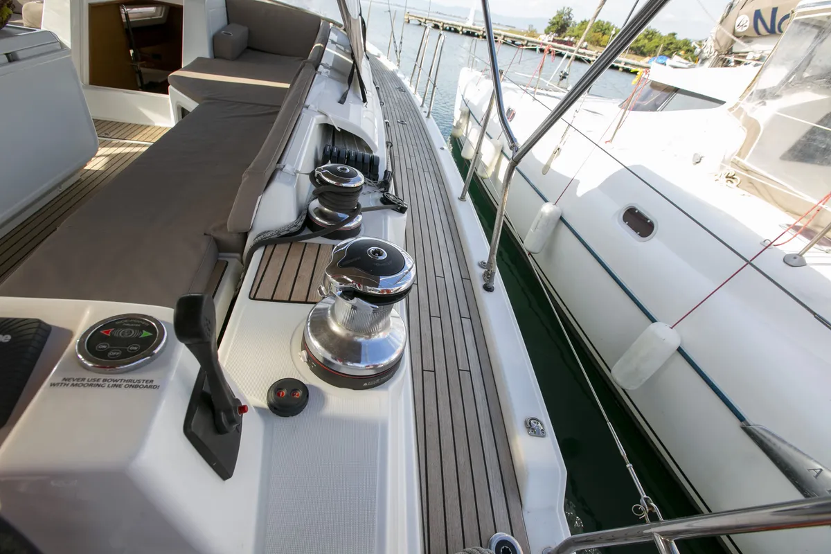 Salon of Amazing Elli, a Jeanneau 54 sailboat at Volos Municipality, Greece