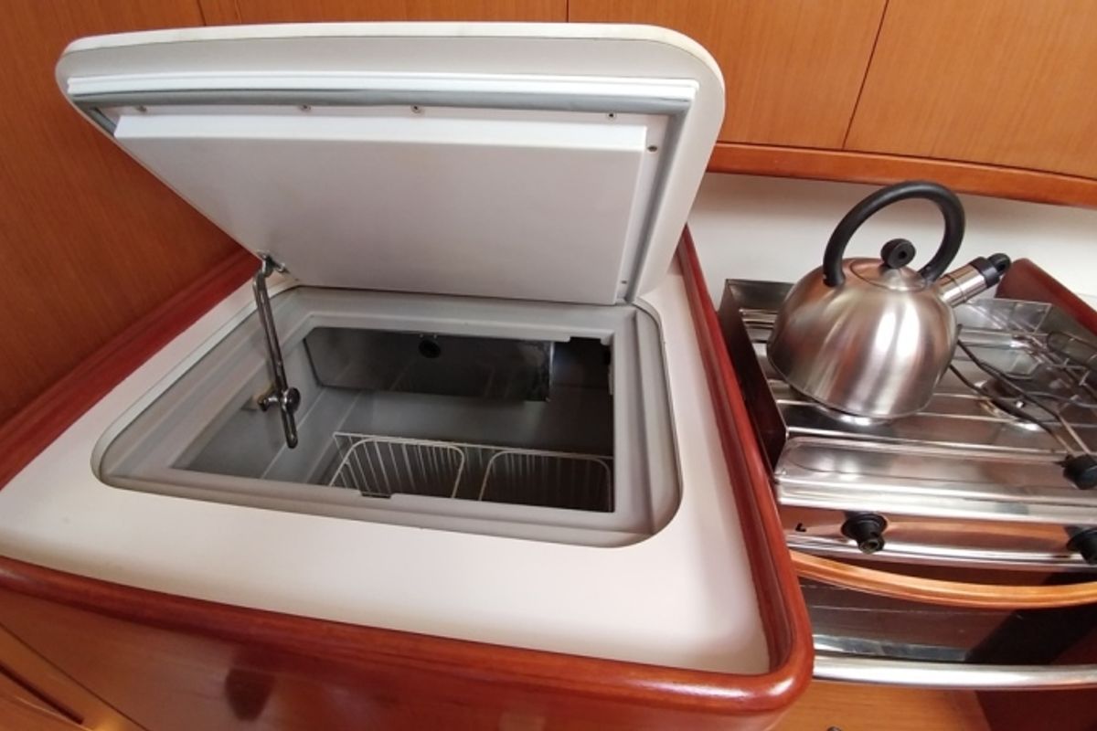 Galley of Beluga, a Beneteau Oceanis 43 sailboat at Municipal Unit of Elefsina, Greece