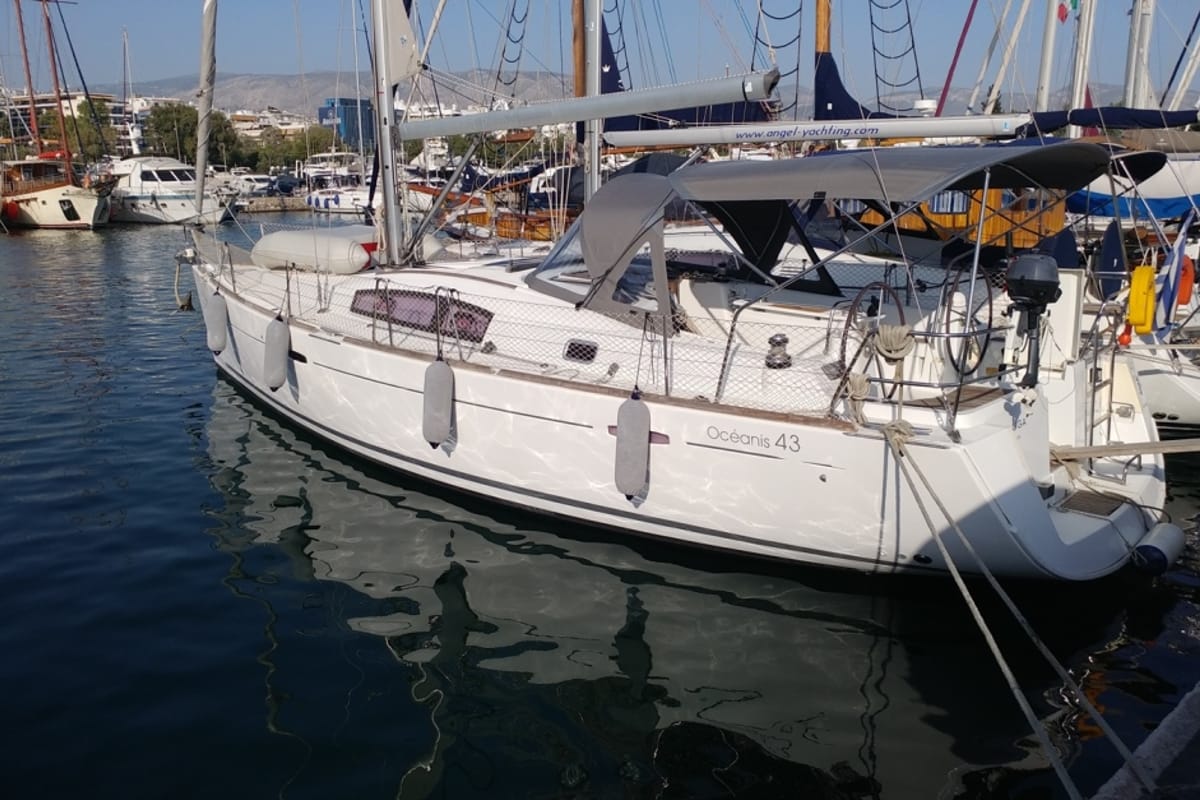 Exterior view of Beluga, a Beneteau Oceanis 43 sailboat at Municipal Unit of Elefsina, Greece