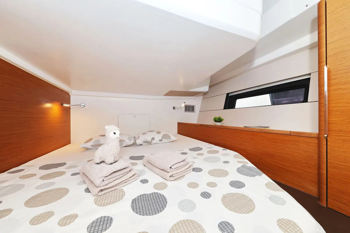 Cabin on Blondie - Ow, a Hanse Yachts Hanse 460 sailboat at Grad Kaštela, Croatia