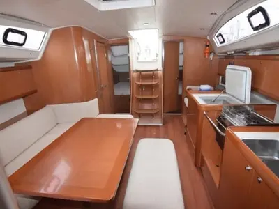 Salon of Anassa, a Beneteau Oceanis 40 sailboat at Volos Municipality, Greece