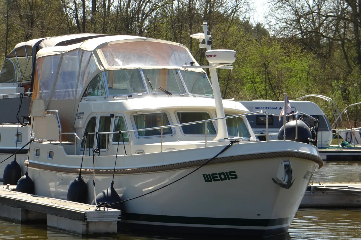 Exterior view of Wedis (Fr2), a Linssen Grand Sturdy 29.9 AC motorboat at Mirow, Germany