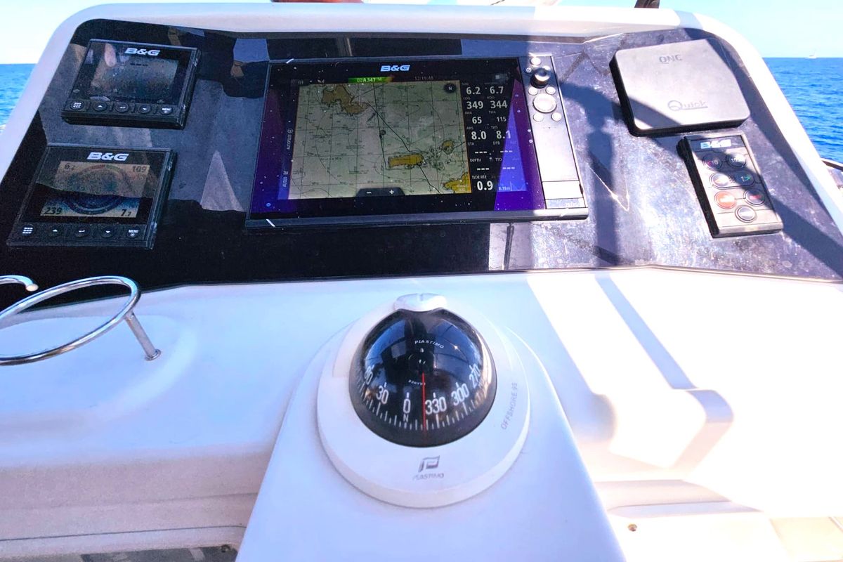 EmoSEAon, a Lagoon 450 F catamaran at Municipal Unit of Lefkada, Greece