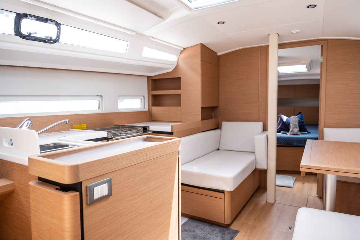 Galley of Tomeu, a Jeanneau Sun Odyssey 410 sailboat at Elephant Butte Estates, United States
