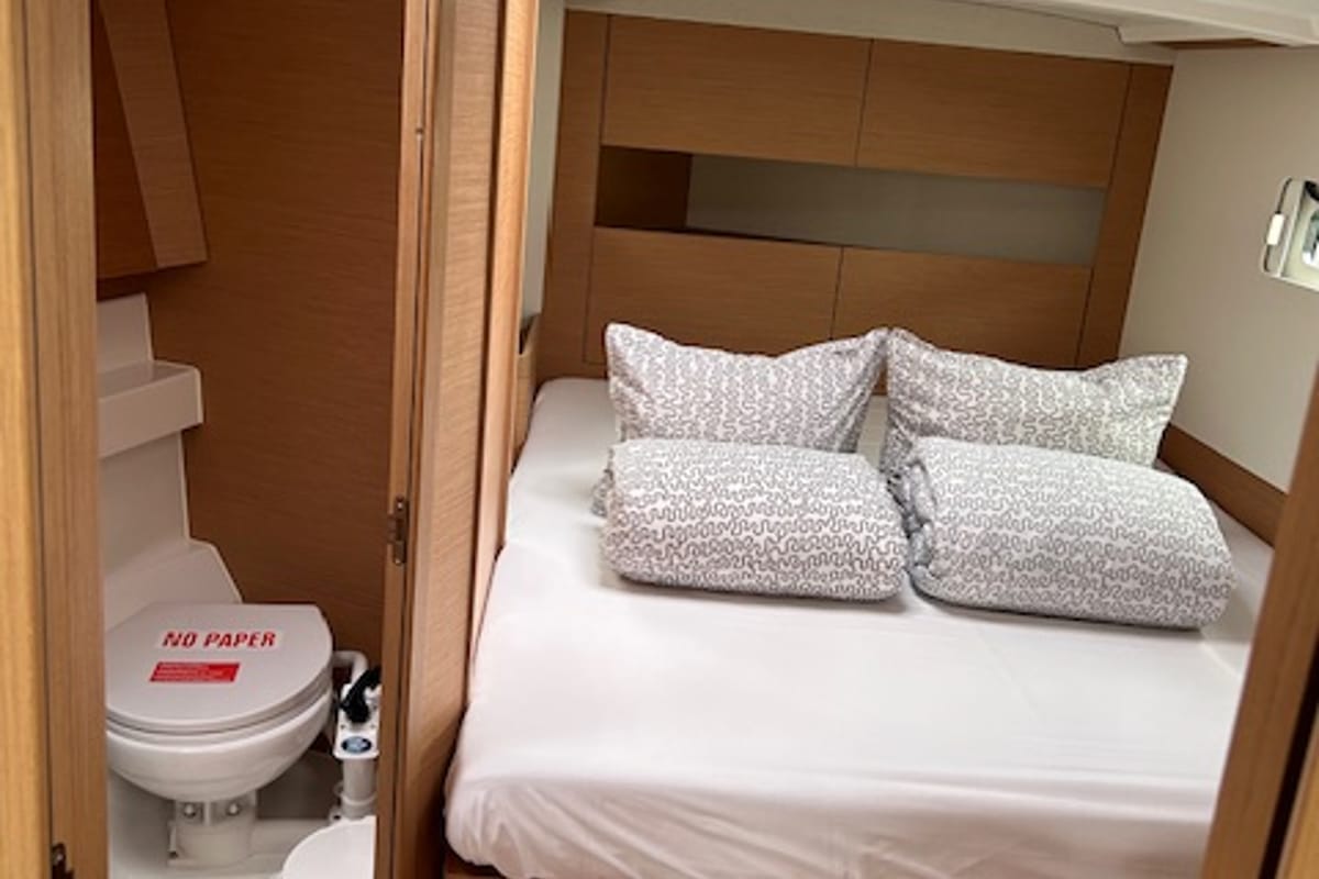 Cabin on Tomeu, a Jeanneau Sun Odyssey 410 sailboat at Elephant Butte Estates, United States
