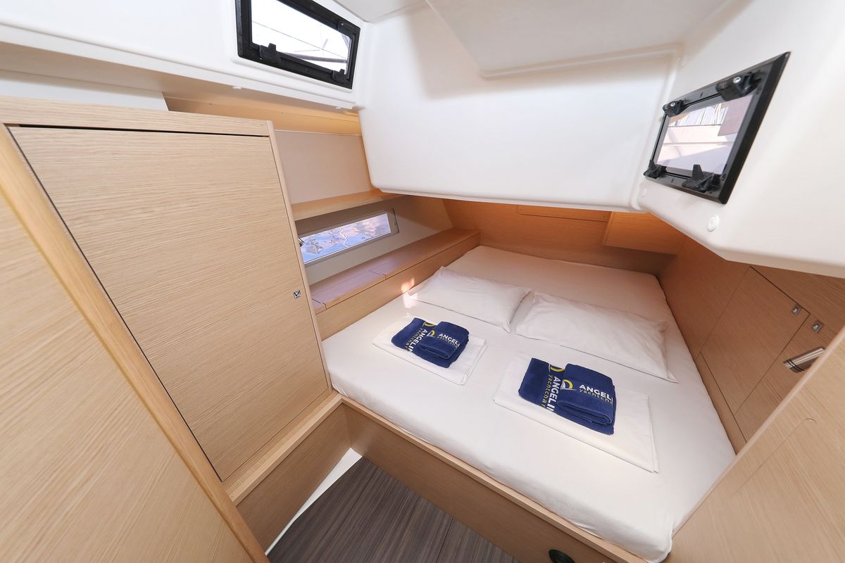 Cabin on Polar Flow, a Dufour 470 sailboat at Primošten, Croatia
