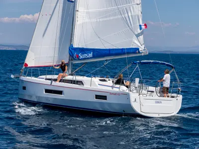 Sunsail 42 Premium
