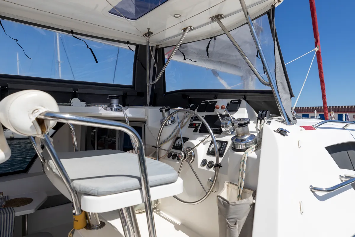 Cockpit of Tongaroa, a Leopard 44 catamaran at el Masnou, Spain