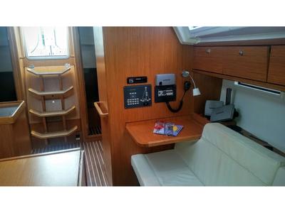 Salon of AF-B37C, a Bavaria Cruiser 37 sailboat at Athens, Greece