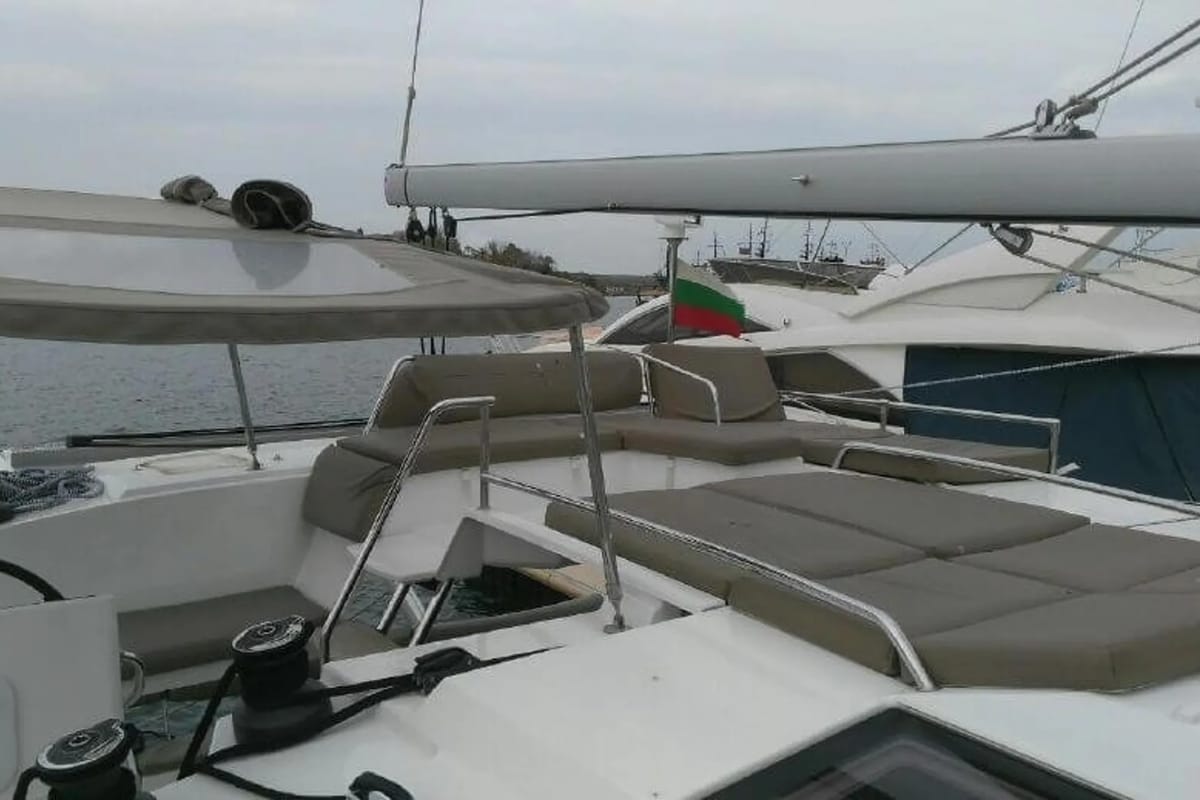 Deck of Fleur De Sel, a Fountaine Pajot Helia 44 catamaran at Cogolin, France