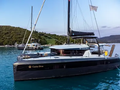Casta Diva Vip-Equipped