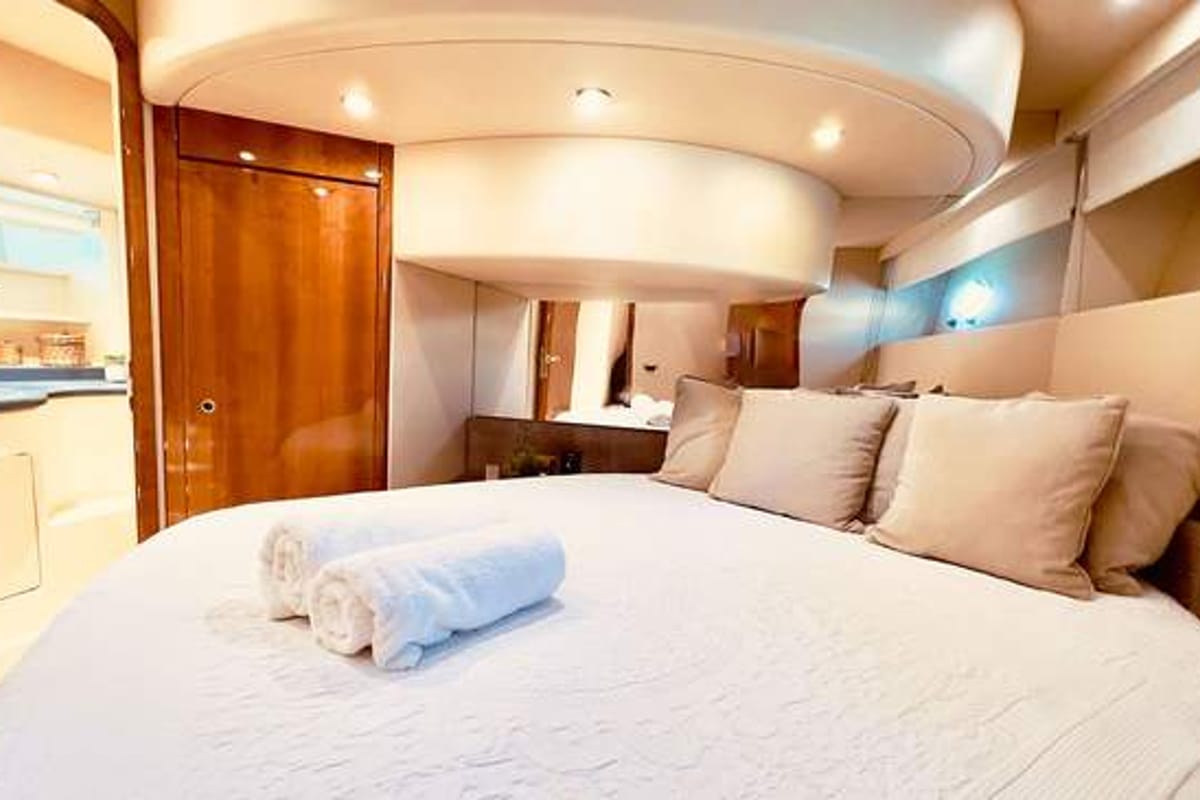Azimut, a Azimut 58 motorboat at Mykonos, Greece