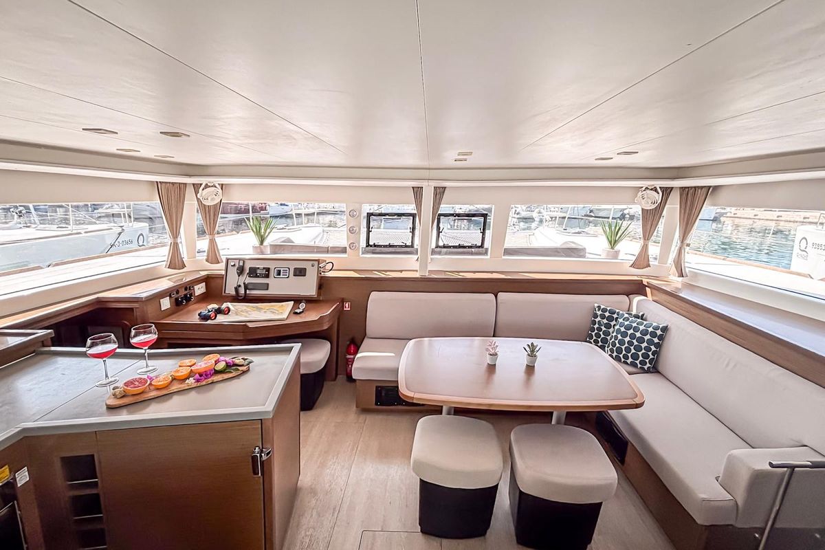 Salon of Red Twin II, a Lagoon 450 F catamaran at Primošten, Croatia