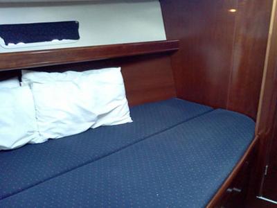 Cabin on Hinitsa, a Beneteau Oceanis 393 sailboat at Gouvia, Greece
