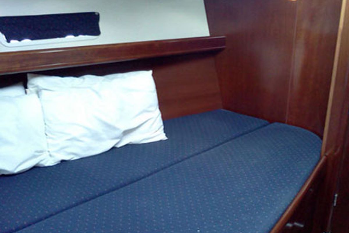 Cabin on Hinitsa, a Beneteau Oceanis 393 sailboat at Gouvia, Greece