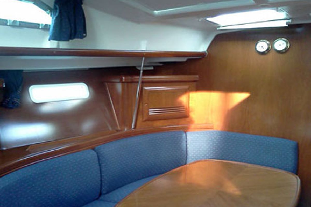 Salon of Hinitsa, a Beneteau Oceanis 393 sailboat at Gouvia, Greece