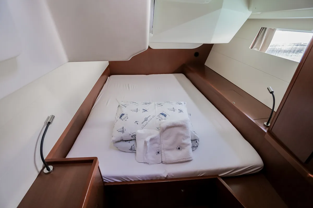 Cabin on Nabucco: Forward Cabin #2 (Cabin Charter - 2 pax) Fully Crewed, ALL EXPENSES, a Beneteau Oceanis 48 sailboat at Gra…