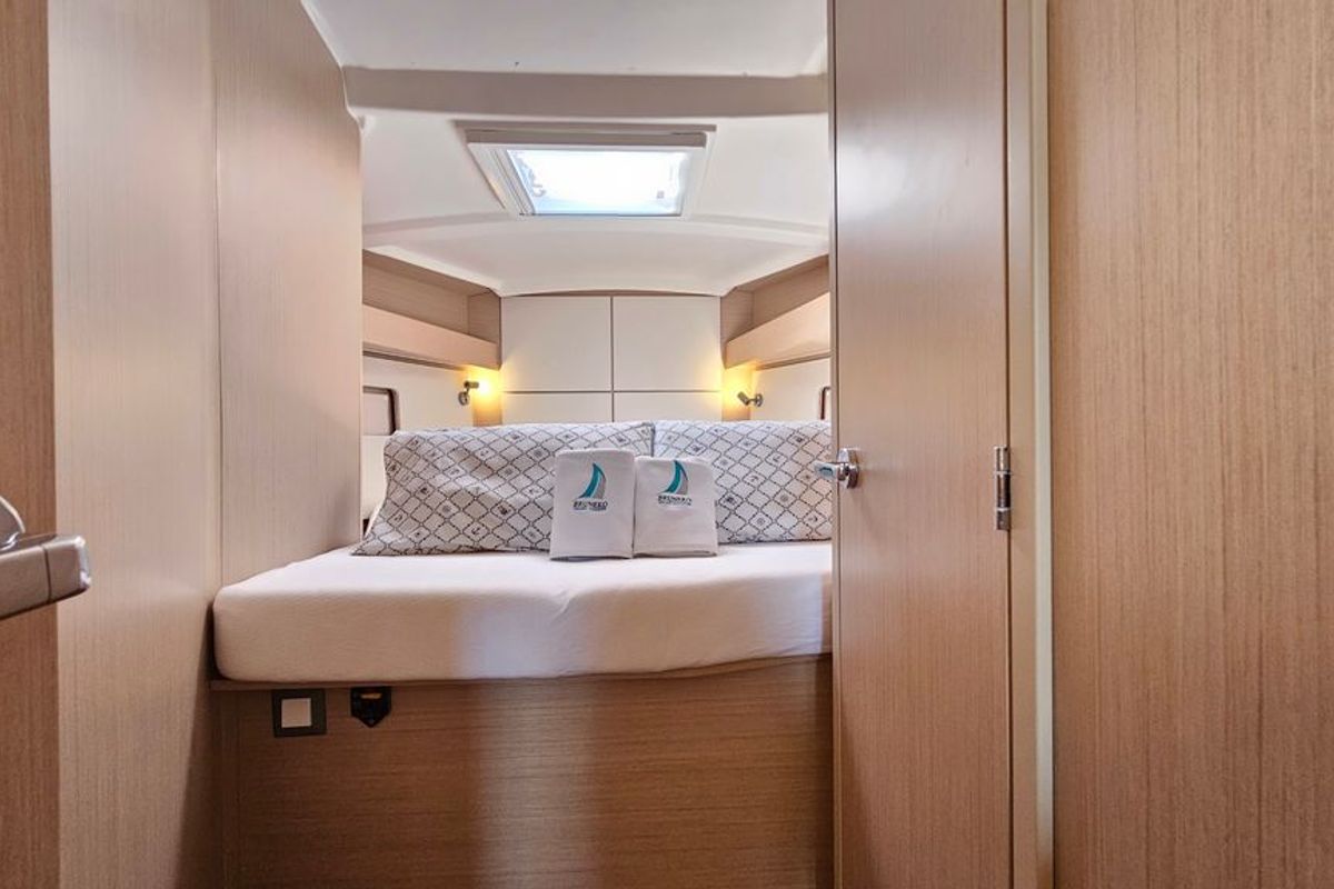 Cabin on Dream Weaver, a Beneteau Oceanis 40.1 sailboat at Zadar, Croatia