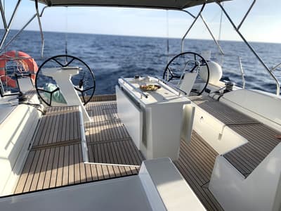 Cockpit of Avocado, a Beneteau Oceanis 51.1 sailboat at Cala Egos, Spain