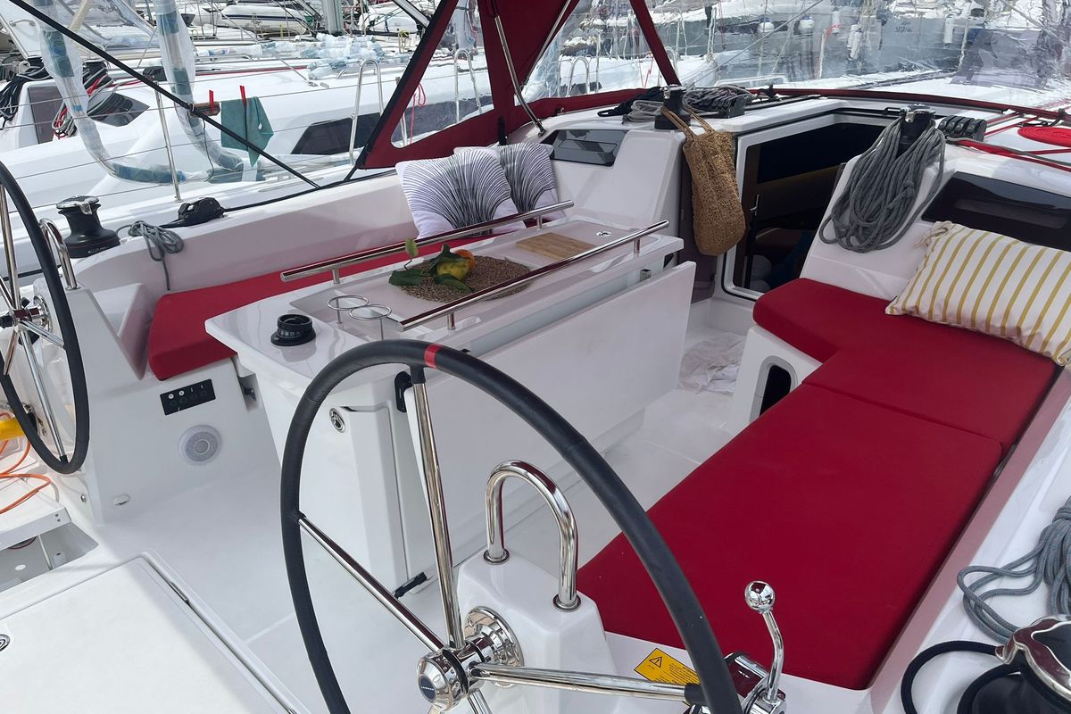 Deck of Kelani, a Beneteau Oceanis 40.1 sailboat at Općina Medulin, Croatia