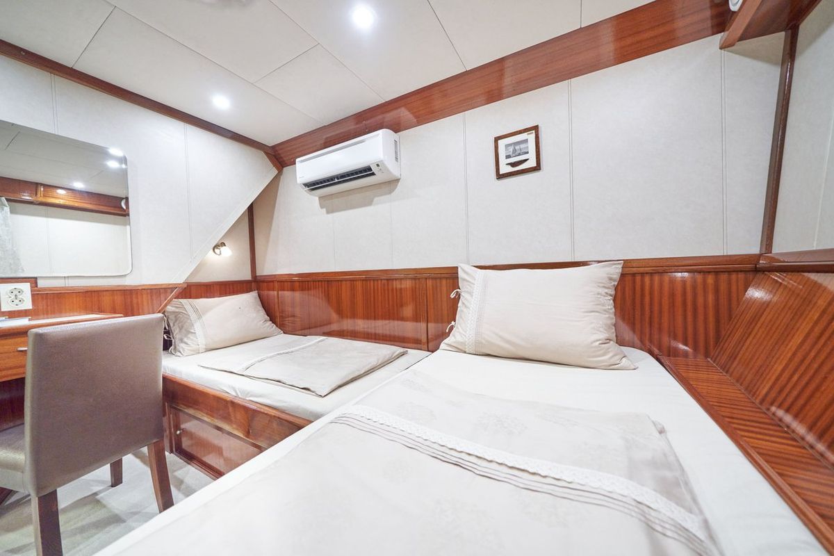 Cabin on Tajna Mora, a Unknown Tajna Mora yacht at Split, Croatia