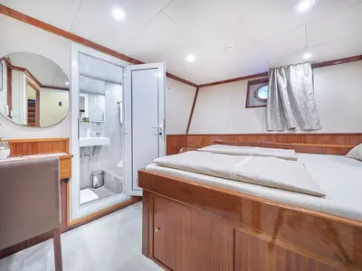 Cabin on Tajna Mora, a Unknown Tajna Mora yacht at Split, Croatia