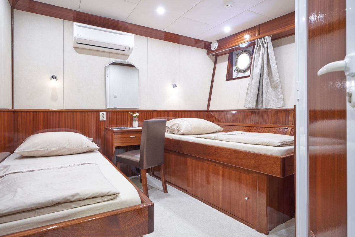 Cabin on Tajna Mora, a Unknown Tajna Mora yacht at Split, Croatia