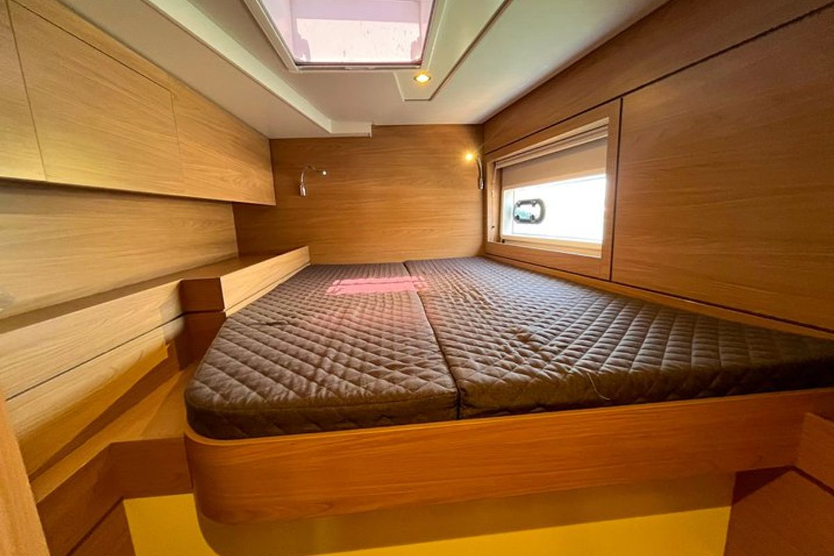 Cabin on Ten, a Bali 4.6 catamaran at Ajaccio, France